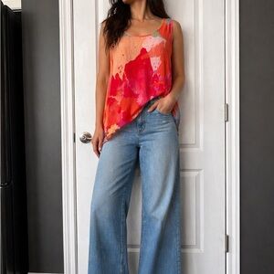 Sleeveless Watercolor Print Tank Top in Coral Pink